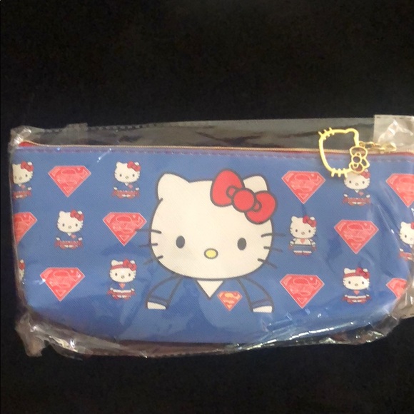 Hello Kitty - Picture 3 of 6